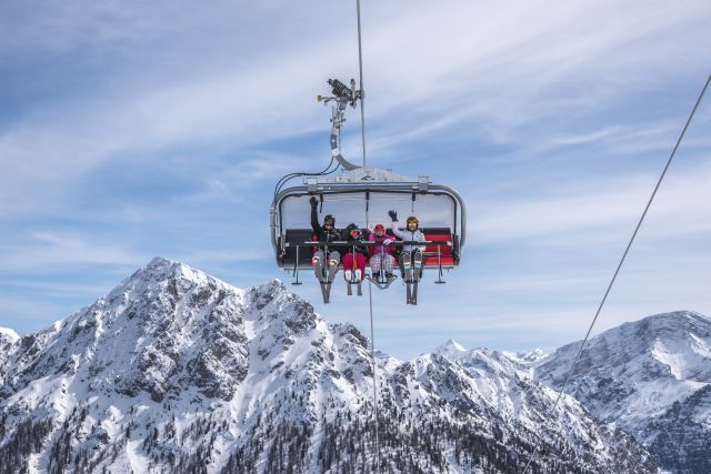 Immagine: Sciare in Alta Badia